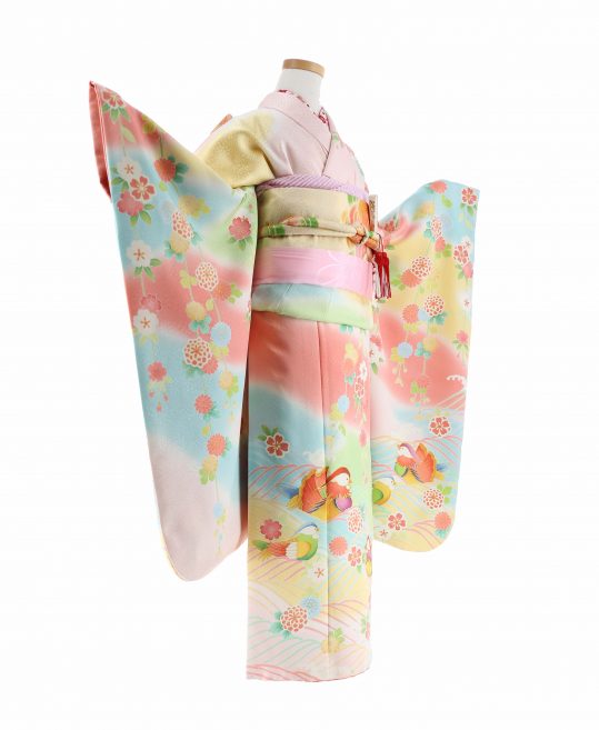 七五三7歳女の子用 四つ身[吉澤友禅・正絹]薄ピンクに四色ぼかし・おしどりと桜の古典柄No.299O
